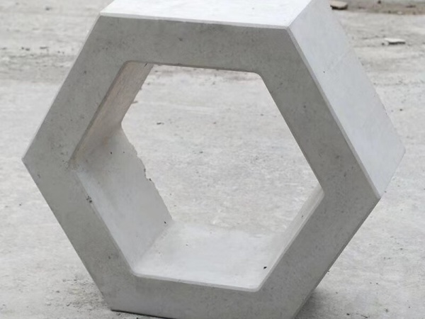 預(yù)制空心角塊